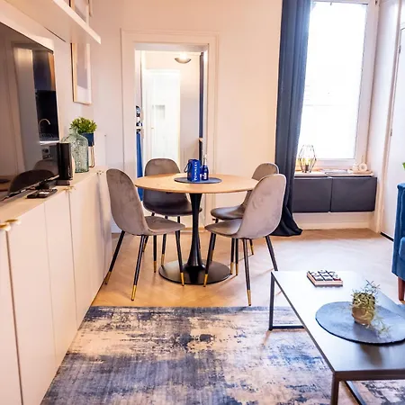 Apartment Les Teintes Royales